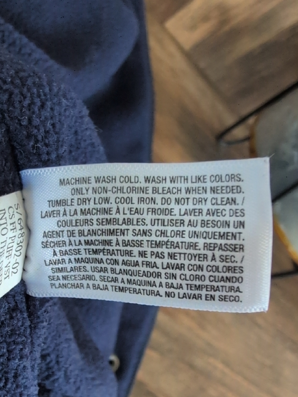 Old Navy Navy Blue Quilted Puffer Vest M          Q234 - Picture 6 of 7